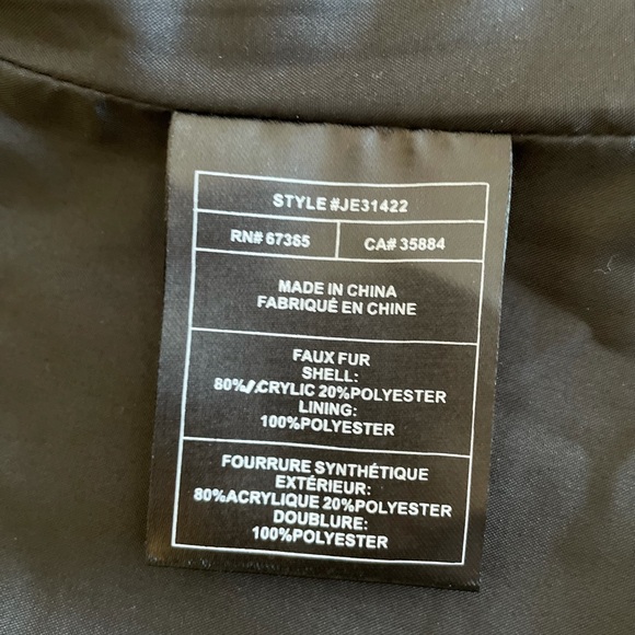 Jack by BB Dakota Faux Fur Striped Vest - Size S - Picture 12 of 12